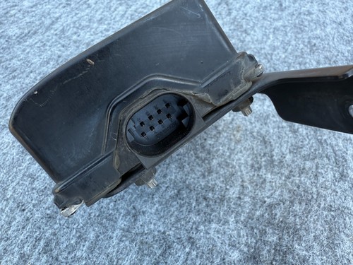 INFINITI Q50 Q60 2014-2024 OEM DISTANCE ADAPTIVE CRUISE CONTROL UNIT ASSEMBLY - Picture 4 of 6