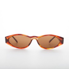 Sleek Tortoise 90s Vintage Sunglass with Gold Detail Brown Lens - Gala