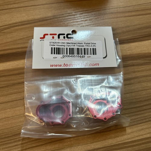 ST Racing ST8251R Traxxas TRX-4 Aluminum Portal Drive Outer Housing (2) (Red)