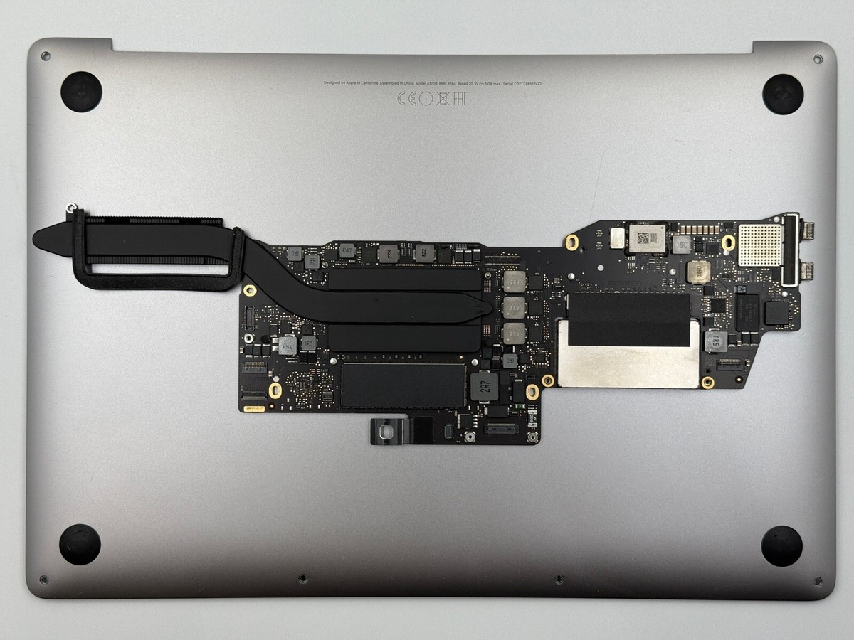 A*r様 MacBook Pro A1708 Core i5 8GB SSD25 MacBook Pro 13 Space Gray 2017 2.3 GHz Intel i5 8GB 128GB