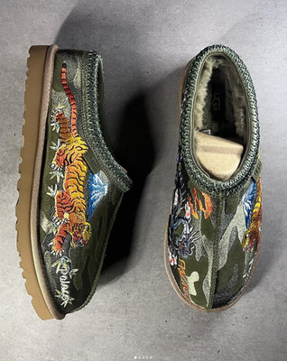 UGG x Palace Tasman Slipper Burnt Olive Camo - EU 42 / US 9 / UK 8 - NEU