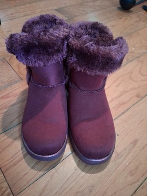  women's ''SO'' brand boots in the style ''Cicada'' and color ''Wine''.  SIZE  7.5