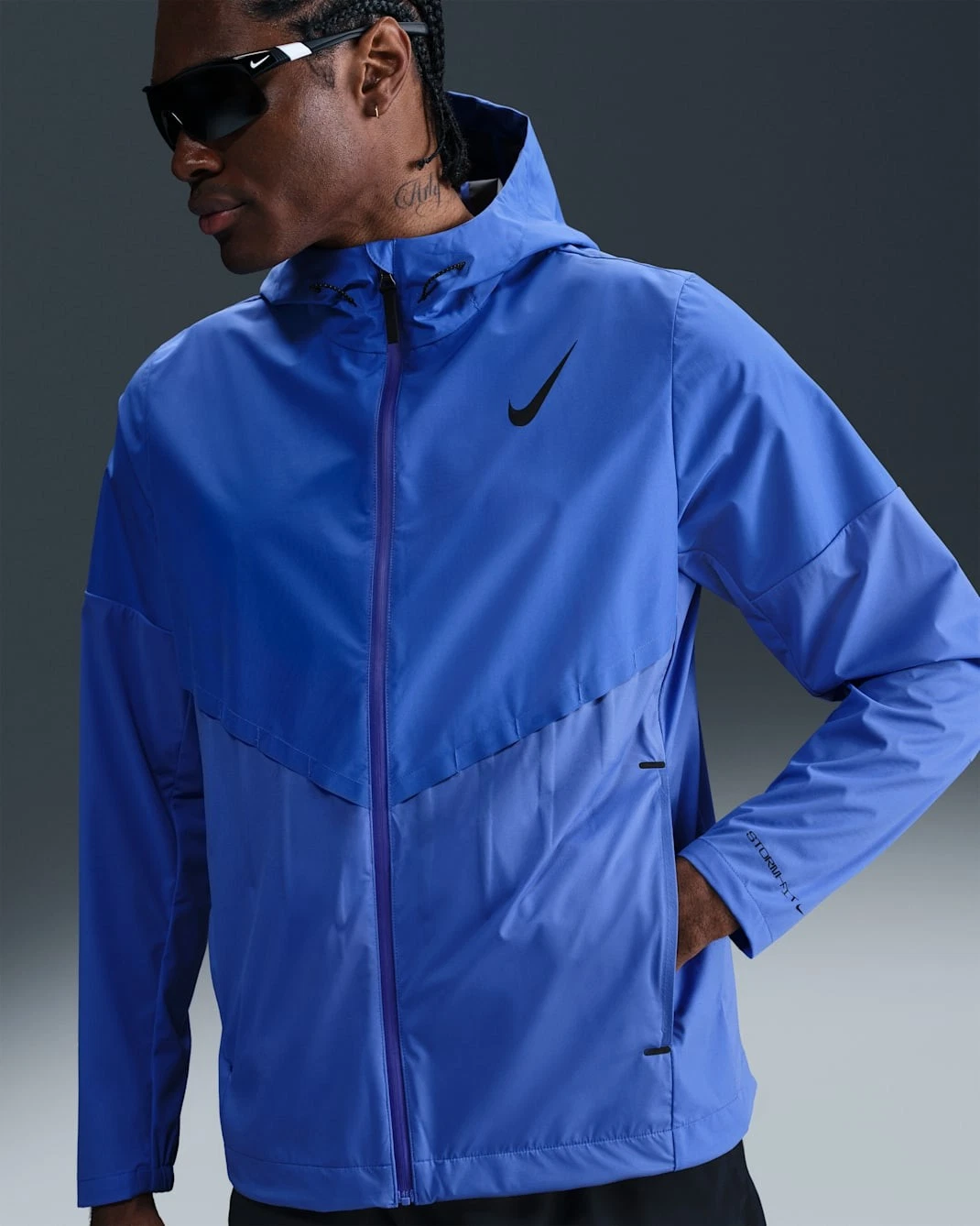 Size Large - Nike AeroSwift Storm-FIT Running Jacket "Comet Blue" FZ9039 411