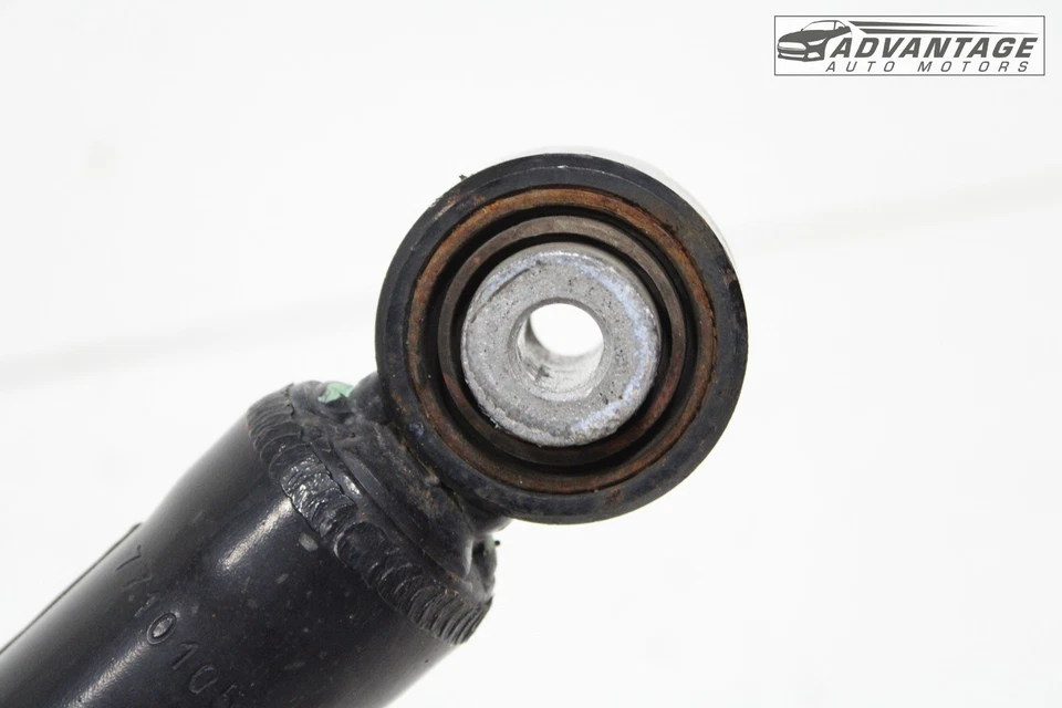 2016-2024 CHEVROLET CAMARO RWD AMORTECEDOR TRASEIRO DIREITO FABRICANTE DE EQUIPAMENTO ORIGINAL - Imagem 4 de 4