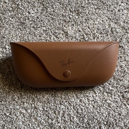 Ray-Ban Meta Brown leather case. Gen2, used barely (with glasses)