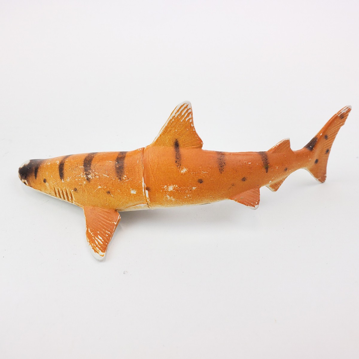 Orange Tree Toys Giocattolo In Legno Squalo Tira E Segui Per Bambini 12 Mesi+ - Dipinto A Mano