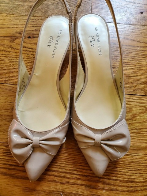 anne klein fritsie pumps