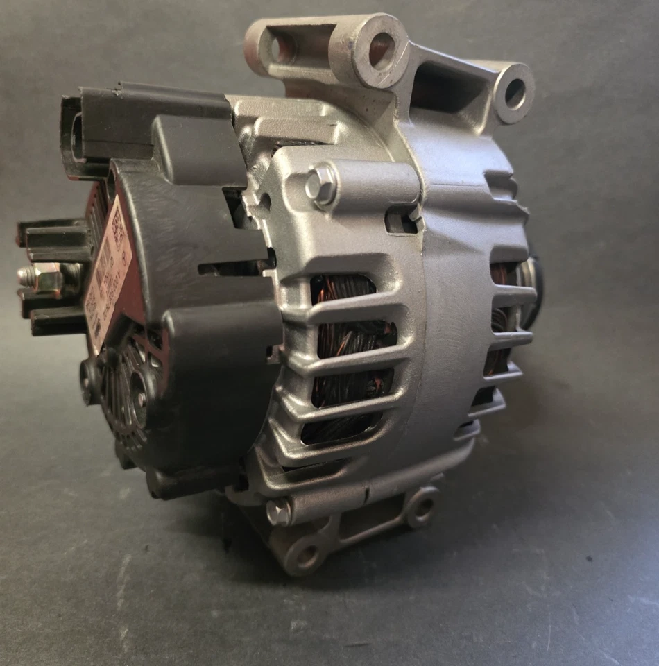 2012 2013 2014 2015 Mercedes-Benz C250 L4 1.8Litros Alternador OEM Reman por Rvv - Imagem 2 de 4