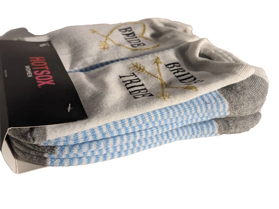NUEVO ~ Hot Sox ~ Paquete de 6 pares/calcetines al tobillo para mujer "Tribu de novia y novia" ~ Blanco 9-11 Foto 3 de 3