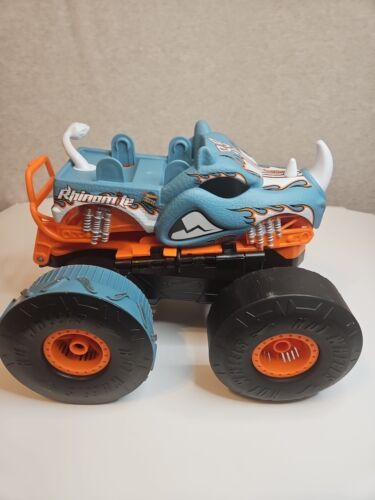 Hot Wheels HPK27 Monster Trucks HW Transforming Rhinomite RC in 1:12 Scale