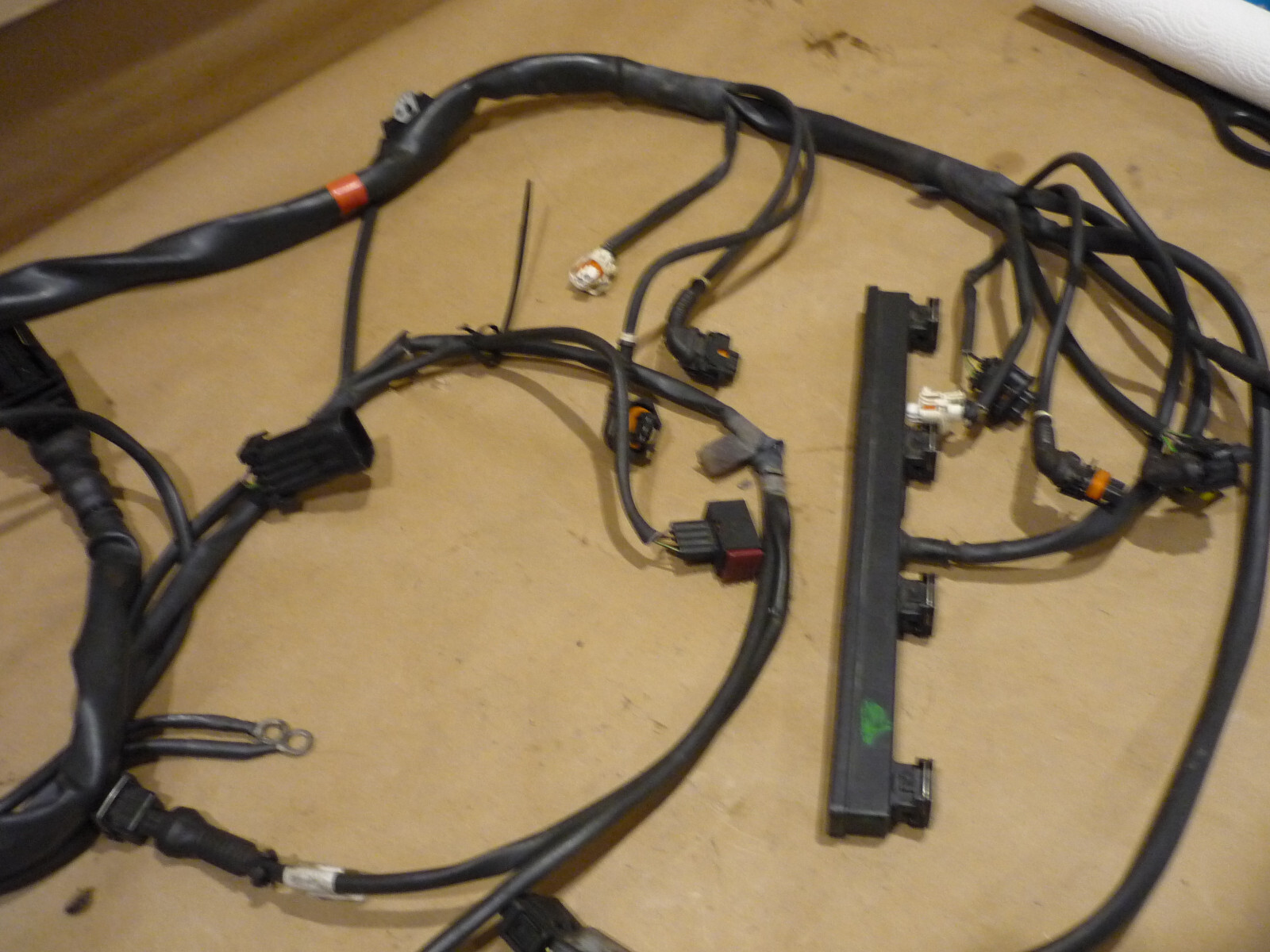 Ferrari 360 - LH Side Engine Injection Cables - P/N 181115