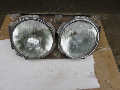 Twin Headlights 