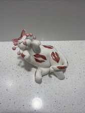 Amy Lacombe Whimsiclay Cat Figurine White Pink Kisses Annaco Creations Kitten