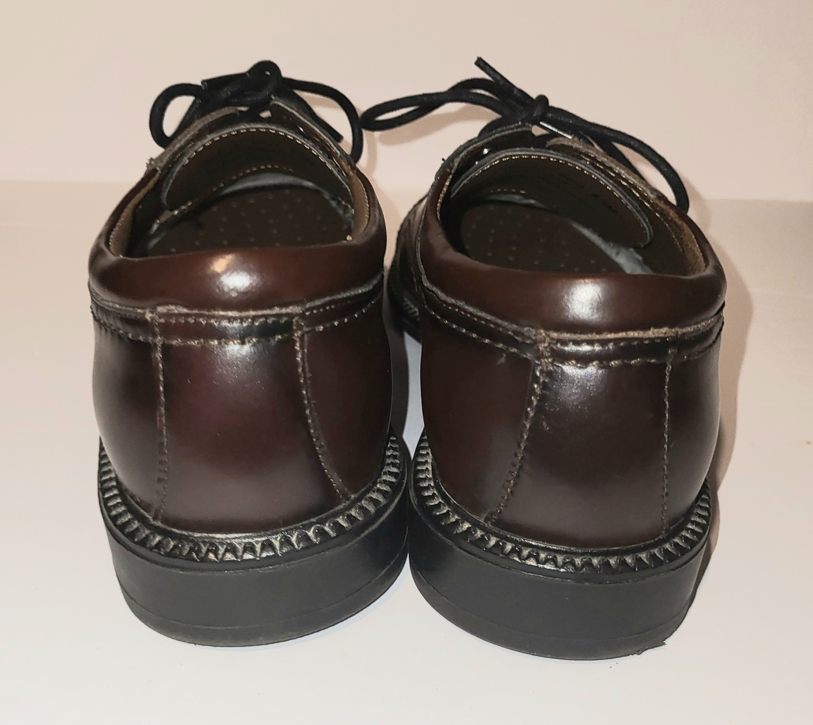 SAOLA Scarpe eleganti Oxford Dockers Gordon da uomo taglia 8 1 2 M in pelle 90 2219