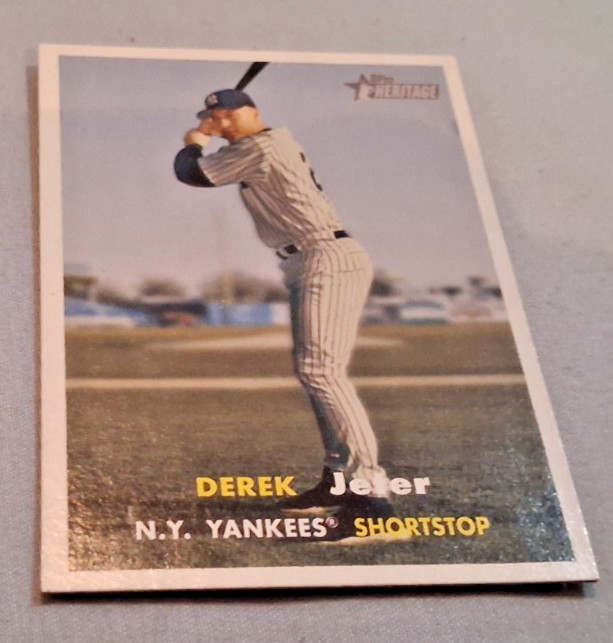 2006 Topps Heritage Baseball Derek Jeter #23. Great Shape