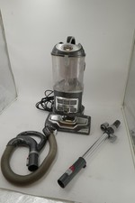 Shark Navigator Lift-Away Professional Upright Vacuum - UV540 -USED-