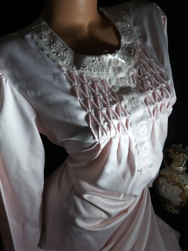 De Colección Satén Mudo Brillante Rosa Camisón Rosa Satinado Camisón Negligee con Smocking Foto 4 de 4