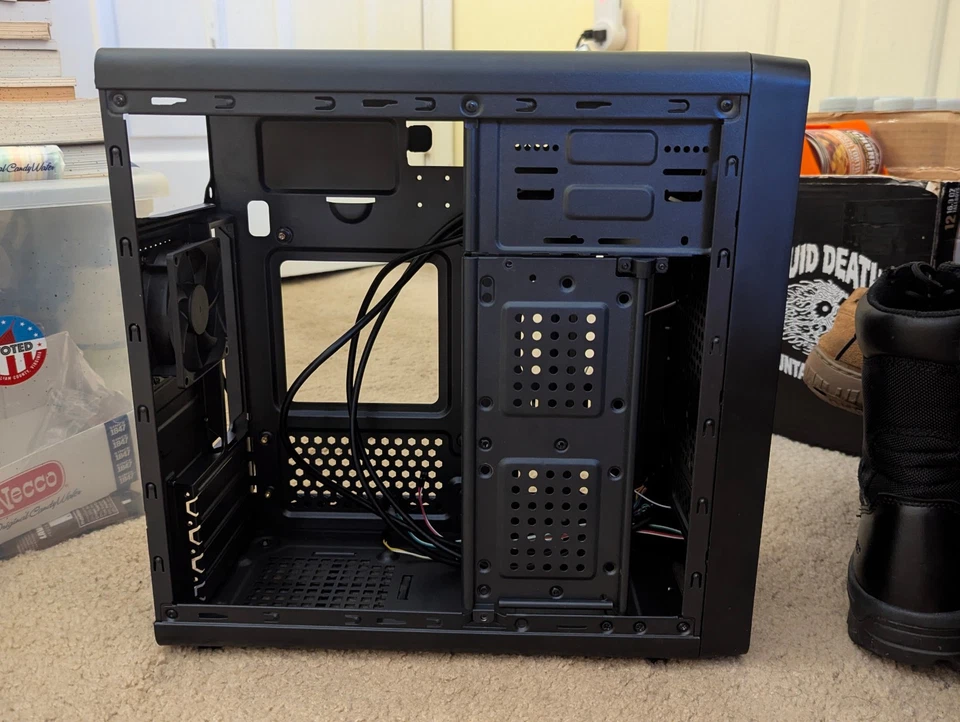 ROSEWILL SRM-01 Micro ATX Mini Tower Computer Case - Image 2 of 4