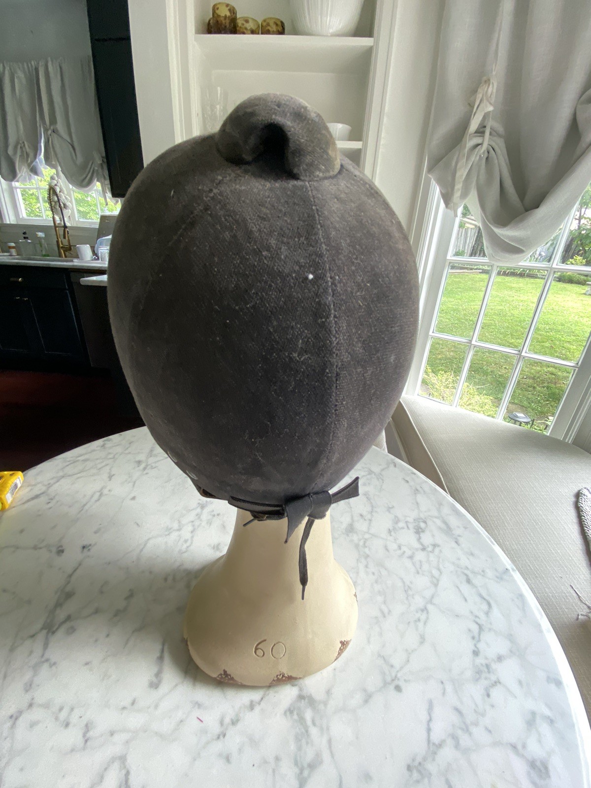 Vintage Riding Hat velvet Helmet Polo Fox Hunting equestrian Hunt Cap - display