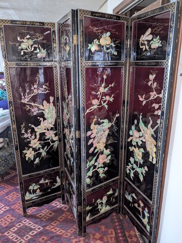 Antique Oriental 4 Panel Mother-Of-Pearl Coromandel Screen
