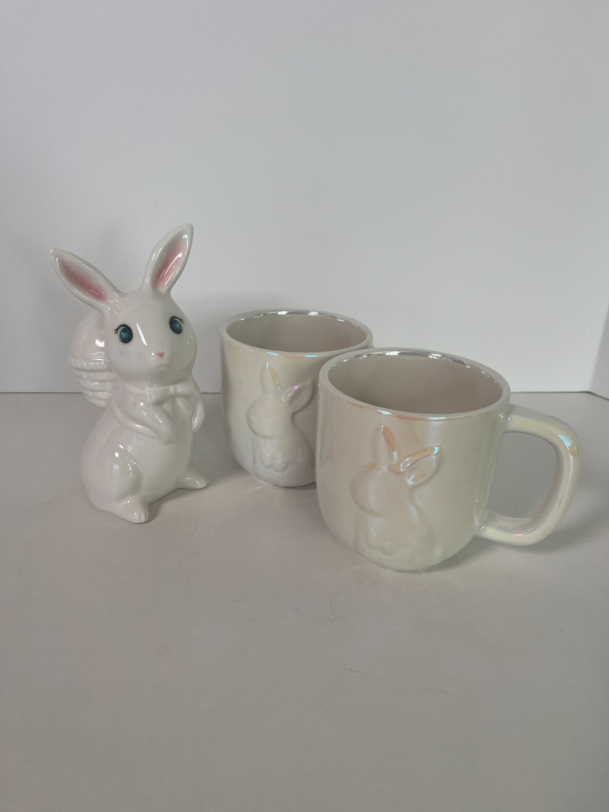 NEW TARGET SPRITZ Easter 2025 set of 2 Iridescent Pearl Bunny mugs & 1 figurine