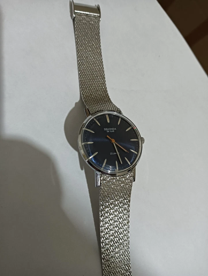 Vintage Sekonda Deluxe mens wristwatch - Image 4 of 4