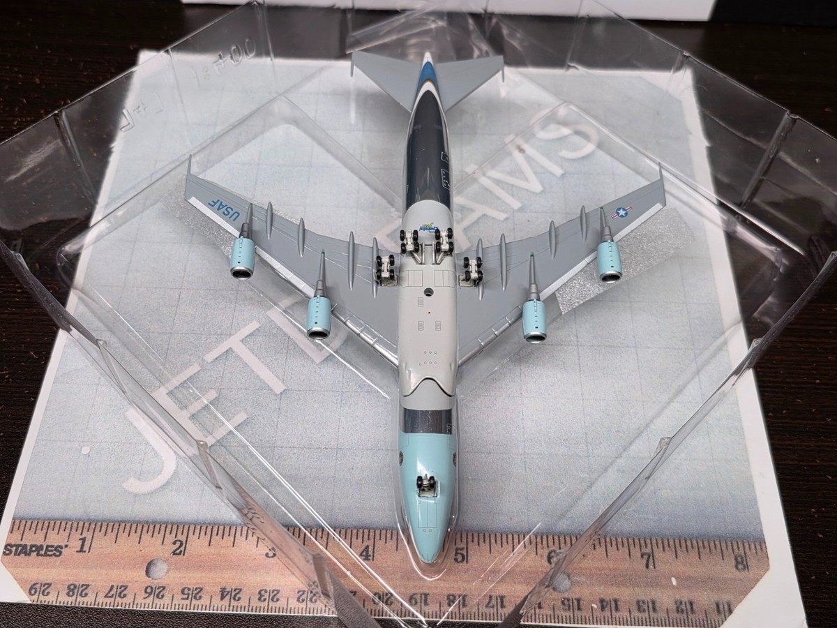 1/400 AIR FORCE ONE UNITED STATES BOEING 747-200 1990'S COLORS