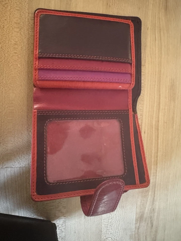 Cartera de cuero Sophia Visconti bloque de color sangre de buey, rojo magenta, rosa y naranja Foto 3 de 4