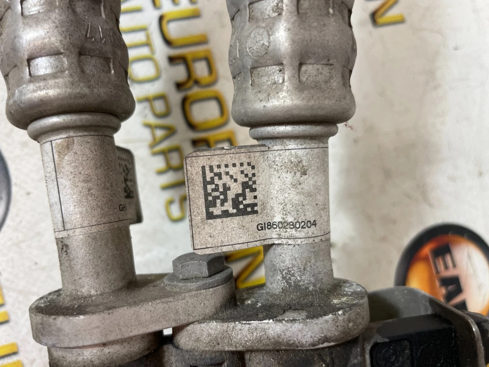 2017-2019 BMW 750I M5 M550I AWD TRANSMISSION OIL COOLER INLET & OUTLET HOSES OEM - Изображение 3 из 4