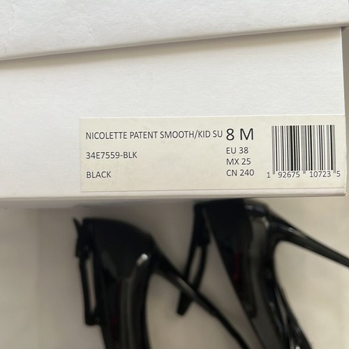 Nuevo en caja Calvin Klein Nicolette charol negro tacones talla 8 - Imagen 9 de 9