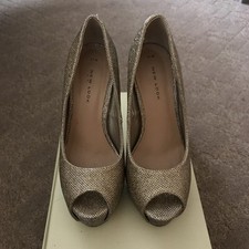 Talons pailletés dorés New Look
