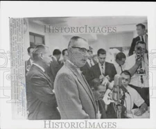 1963 Press Photo Andrew Fischer, father of Aberdeen quints, at press conference.