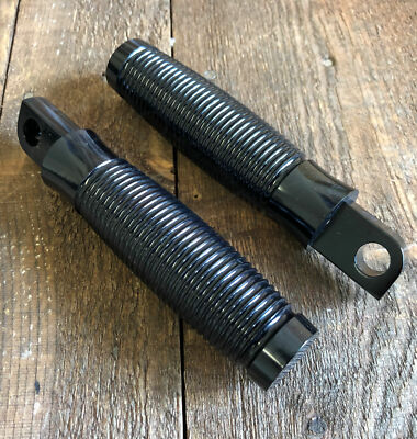 Bobber Chopper maßgeschneidert CNC Legierung schwarz Fußrasten Paar gerippt gerillt
