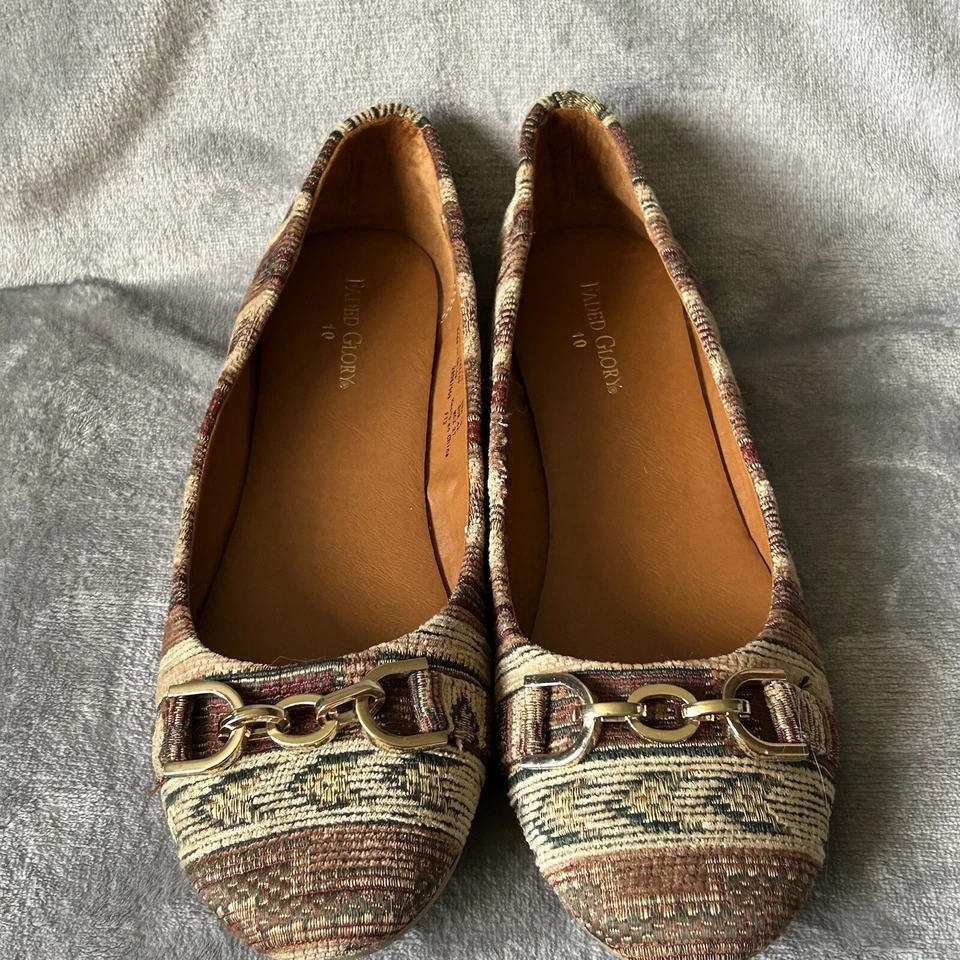 Sapatos femininos vintage Faded Glory tamanho 10 marrom bege rasos leves - Imagem 3 de 4