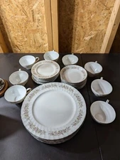 full 8pc table setting of Treehouse Rose Danisco collection fine china