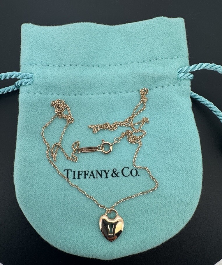 Tiffany & Co. センチメンタルハートミニ Au750 Tiffany & Co. Mini Keyhole Heart Lock Rose Gold 750 18k