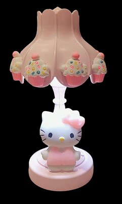 Sanrio Hello Kitty Mini Lamp Afneembare Figurine Verstelbaar Afmeting 10cm 1712340341