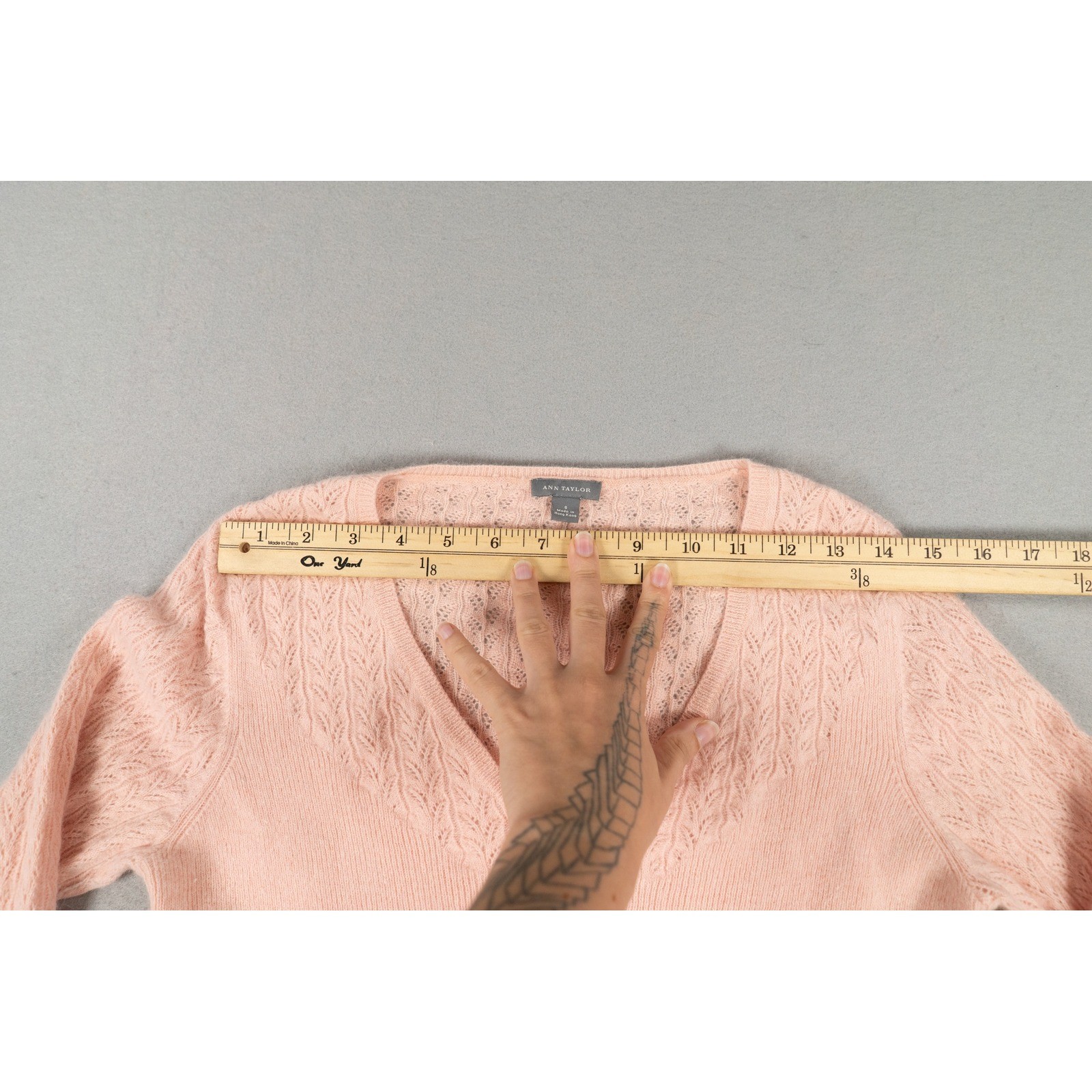 Ann Taylor Womens V-Neck Sweater Pointelle Angora Wool Blend Peach Small Soft image 5