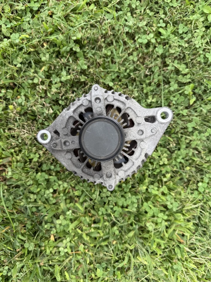 2017-2022 Toyota Highlander Alternator 270600P420 17-22 - Image 3 of 4