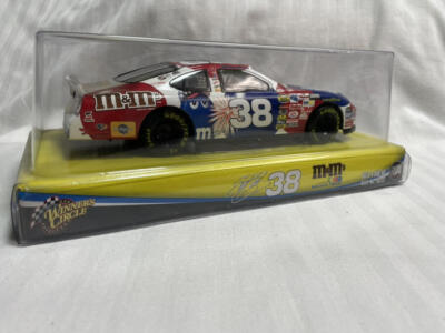 Elliott Sadler #38 M&M's PEDIGREE RWB Paint 2004 Ford Taurus NASCAR 1:24 MIB