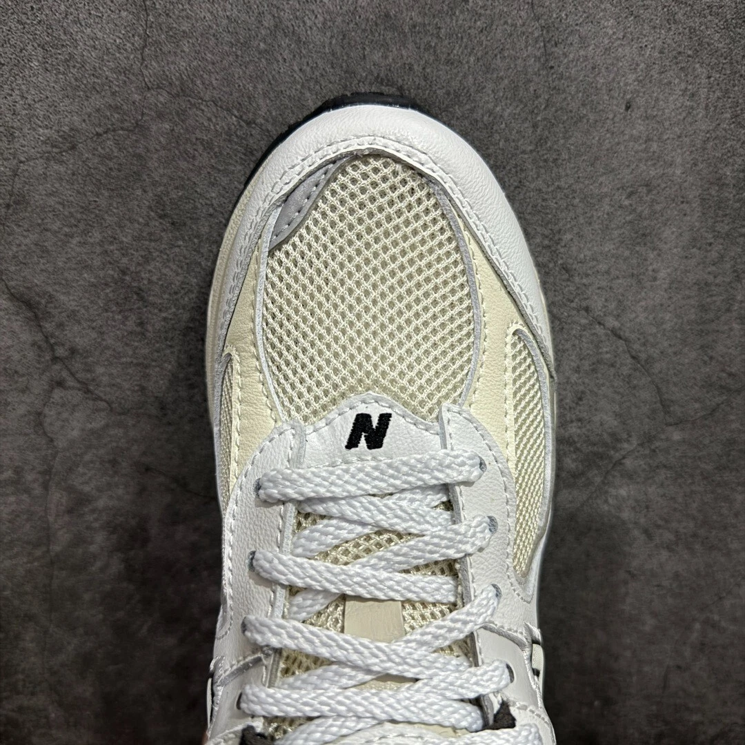 New Balance2002R Atlas Lemon Haze Sneakers White‎ ML2002RQ Mens Size 9.5 US Buy New Balance 2002R  main image 2