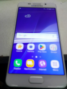 Samsung Galaxy A3 (2016) SM-A310F, 16GB, neues Backcover