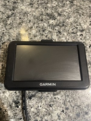  Garmin nüvi 40LM GPS Navigator 4.3'' Lifetime Maps + Car Charger Bundle  0550