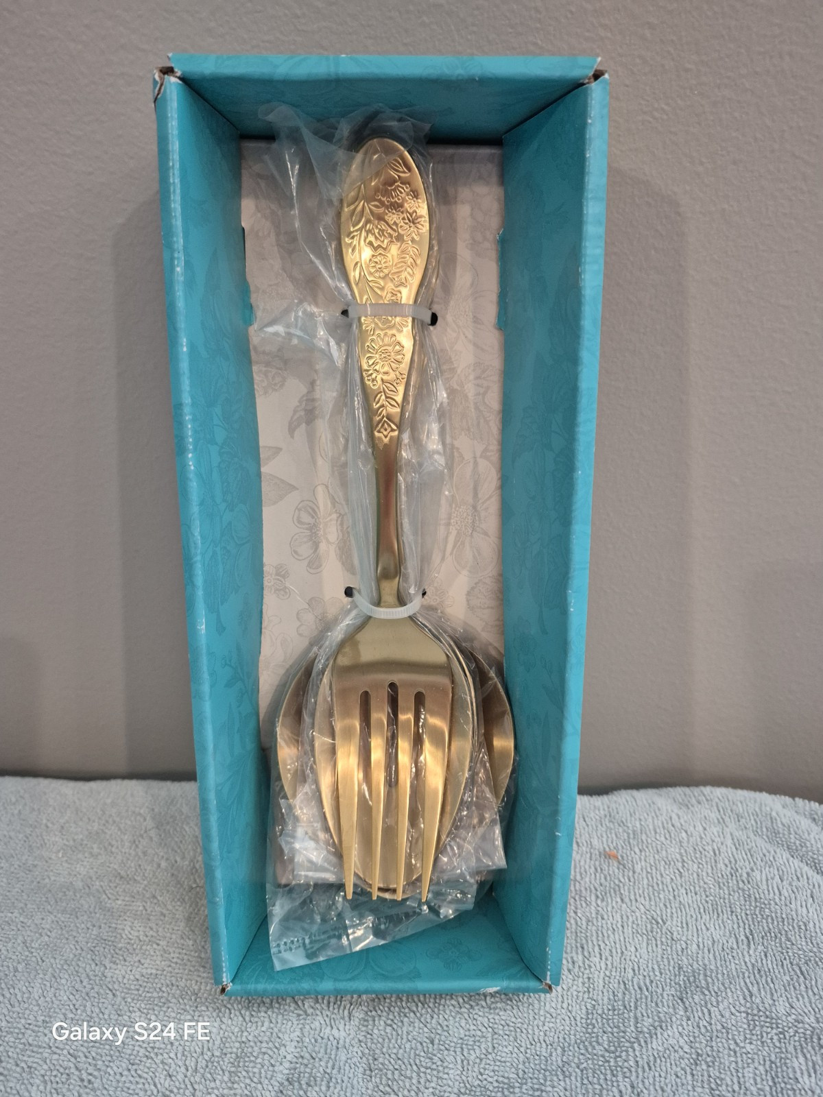 NEW Pioneer Woman Gold Mazie Stainless Steel 4-piece Serving Set