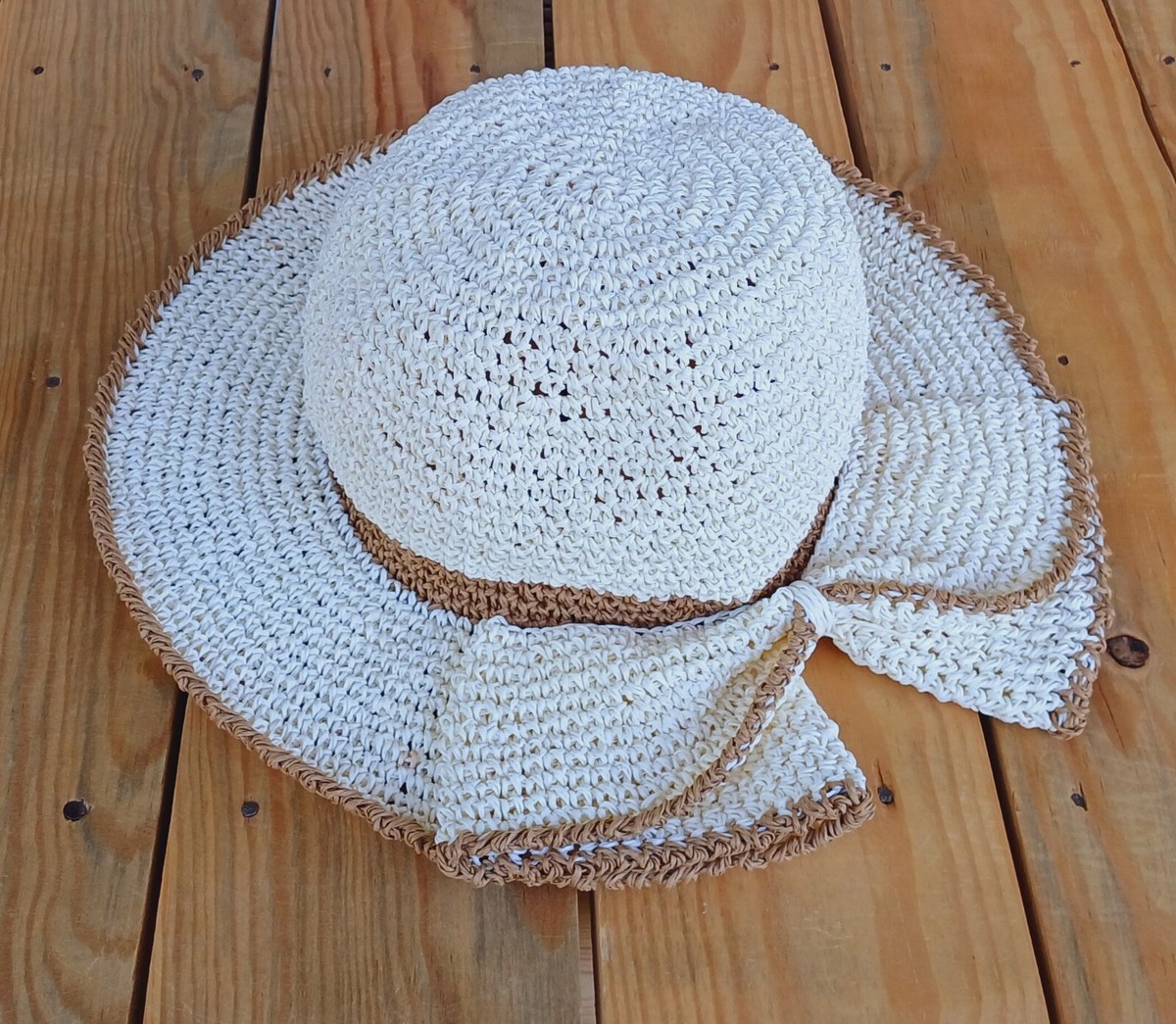 Vintage 90s Hand Crocheted Raffia Toyo Straw Sun Hat Wavy Brim Floppy Crochet Raffia Sun Hat | Jenni Kayne main image 4