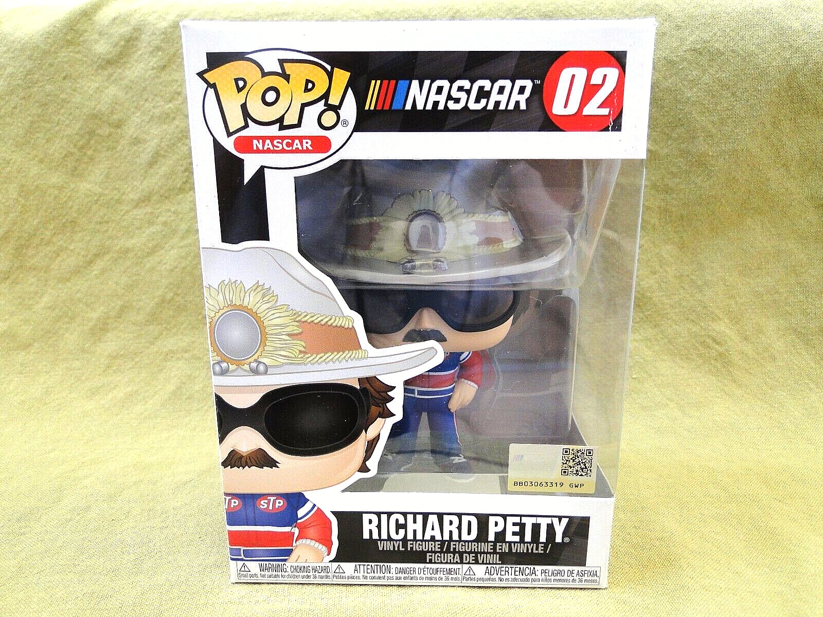 Funko Pop! Nascar: Richard Petty Vinyl Figure #02 (Damaged Box)