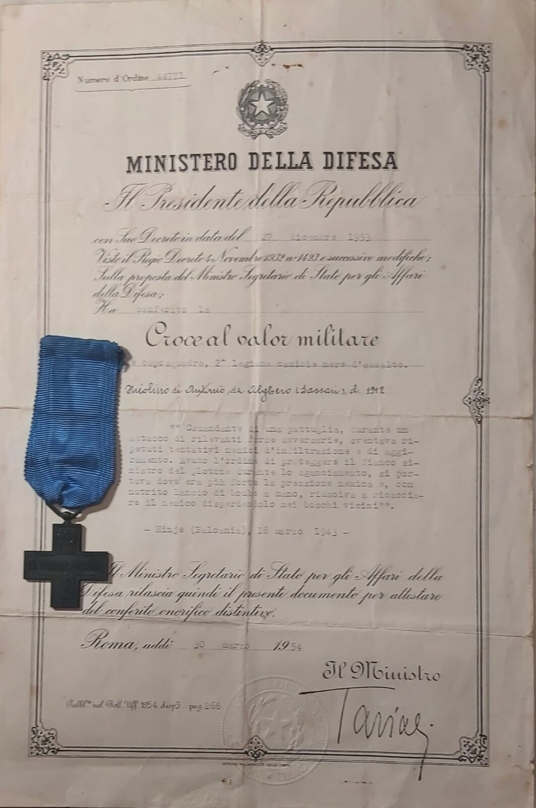 Foto 1 di 3