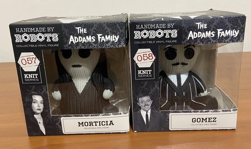 Funko Pop TV 1550 The Addams Family Morticia Addams in Chair Vinyl Figure 2024 e