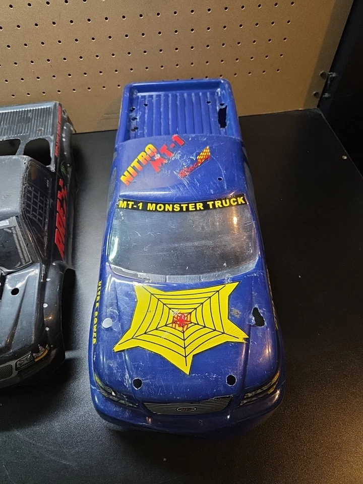 RC Monster Truck Bodies Used - Image 2 of 4