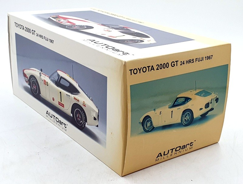 Autoart 1/18 Scale 86715 - Toyota 2000 GT #1 24Hrs Fuji 1967